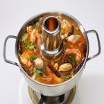 Hấp dẫn với cách nấu lẩu Thái hải sản chua cay