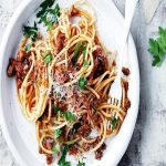 Cách làm mỳ Ý bò bằm dễ dàng cho bữa ăn gia đình bạn