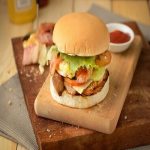 Cách làm hamburger gà siêu nhanh siêu ngon cho buổi sáng