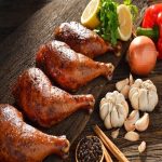Gà quay tiêu thơm ngon nóng hổi vừa thổi vừa ăn