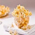 Thơm ngon hấp dẫn với cách làm bắp rang caramel ngọt miệng