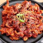 Cách làm chân gà Hàn Quốc với vị cay quyến rũ