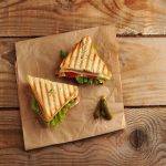 Cách làm sandwich sushi đơn giản cho bữa sáng thú vị