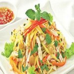 Cách làm món gỏi ngó sen thịt gà hấp dẫn đậm hương vị