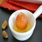 Làm bánh Gulab Jamun Ấn Độ ngon tuyệt cú mèo