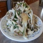 Thơm ngon lạ miệng cùng cách làm gà bóp rau răm thơm nồng