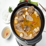 Lẩu vịt nấu chao thơm ngon nóng hổi vừa thổi vừa ăn