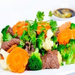 Cơm ngon mỗi ngày với cách làm thịt bò xào bông cải ngon nhất