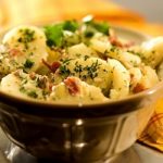 Cách chế biến món Salad khoai tây kiểu Đức ngon ngất ngây