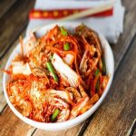 Hướng dẫn cách làm kim chi bắp cải tím mới lạ và ngon miệng