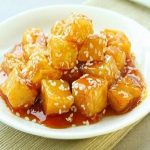 Cùng học cách làm khoai tây bọc đường thơm ngon