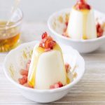 Cách làm Panna cotta sữa chua phong cách Ý ngon tuyệt vời