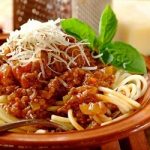 Cách làm mì spaghetti bò băm đơn giản nhất