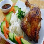 Thơm lừng và hấp dẫn với cơm gà nướng ngon như nhà hàng