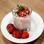 Cách làm Panna Cotta dâu tây thơm ngon đơn giản