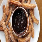 Cách làm bánh churros Tây Ban Nha mới lạ hấp dẫn