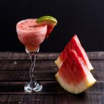 Hướng dẫn cách làm cocktail margarita hoa quả nướng độc đáo