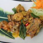 Hấp dẫn thơm giòn với món ếch chiên trứng muối