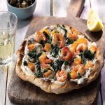 Cách làm bánh pizza tôm đúng kiểu Ý cho ngày cuối tuần