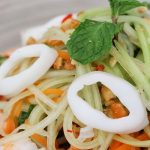 Cách làm gỏi đu đủ giòn ngon trộn với tôm thịt hấp dẫn