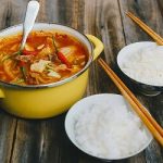 Cách nấu canh kim chi đậu phụ thơm ngon như người Hàn