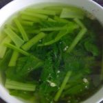 Cách nấu canh cải ngọt ngon với thịt heo nóng hổi thơm lừng