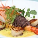 Món tôm càng cuộn bún đen lạ miệng, ngon cơm