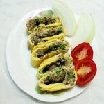 Thơm ngon hấp dẫn với cách làm trứng cuộn rong biển thịt bò băm