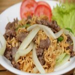 Bữa ăn gia đình bạn thêm thú vị và bổ dưỡng với mì xào thịt bò
