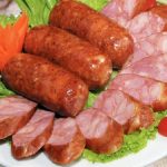 Bữa cơm tròn vị với xúc xích hun khói kiểu đồng bào Tây Bắc