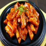 Sườn Sốt Bánh Gạo Hàn Quốc cho bữa ăn thêm hấp dẫn