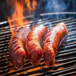 Cách làm xúc xích nướng thơm ngon trong vòng ba nốt nhạc