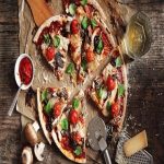 Thưởng thức hương vị thơm ngon với cách làm bánh pizza tại nhà