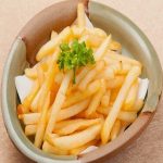 Ngon như hàng quán với cách chiên khoai tây giòn ngon tại nhà