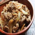 Thịt bò xào hành tây cho bữa cơm gia đình thêm ngon miệng
