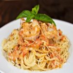 Cách làm mì Ý spaghetti sốt tôm tươi thật ngon