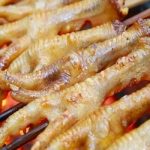 Ướp chân gà nướng mật ong ngon ngất ngây!