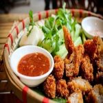 Cách làm nem chua rán giòn ngon, nóng hổi kiểu Hà Nội