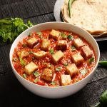 Bữa ăn gia đình đơn giản và ngon miệng với cách làm đậu phụ sốt cà chua