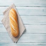 Công thức làm bánh mì vỏ giòn ruột mềm xốp ngay tại nhà