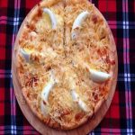 Cách làm pizza trứng đang được giới trẻ lùng sục hiện nay