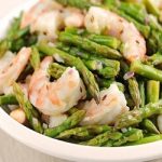Man mát, giòn giòn với món salad tôm măng tây