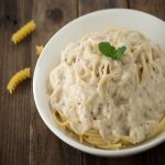 Thơm ngon độc đáo với cách làm mì spaghetti sốt kem