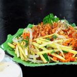 Nhâm nhi cuối tuần với hướng dẫn làm gỏi xoài ngon tuyệt!