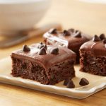 Đơn giản với cách làm bánh brownie thơm ngon
