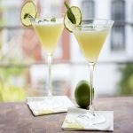 Mát lạnh ngày hè với cách làm cocktail rượu chanh đơn giản