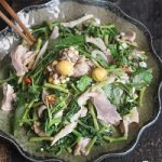 Lạ miệng với cách làm gỏi rau nhút