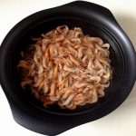 Cách kho tép ngon đổi vị cho bữa cơm chiều thêm ấm cúng