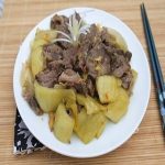 Thêm phần lạ miệng cùng cách làm thịt bò xào dưa chua