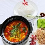 Nấu lẩu Thái ngon ngất ngây ấm áp ngày mưa